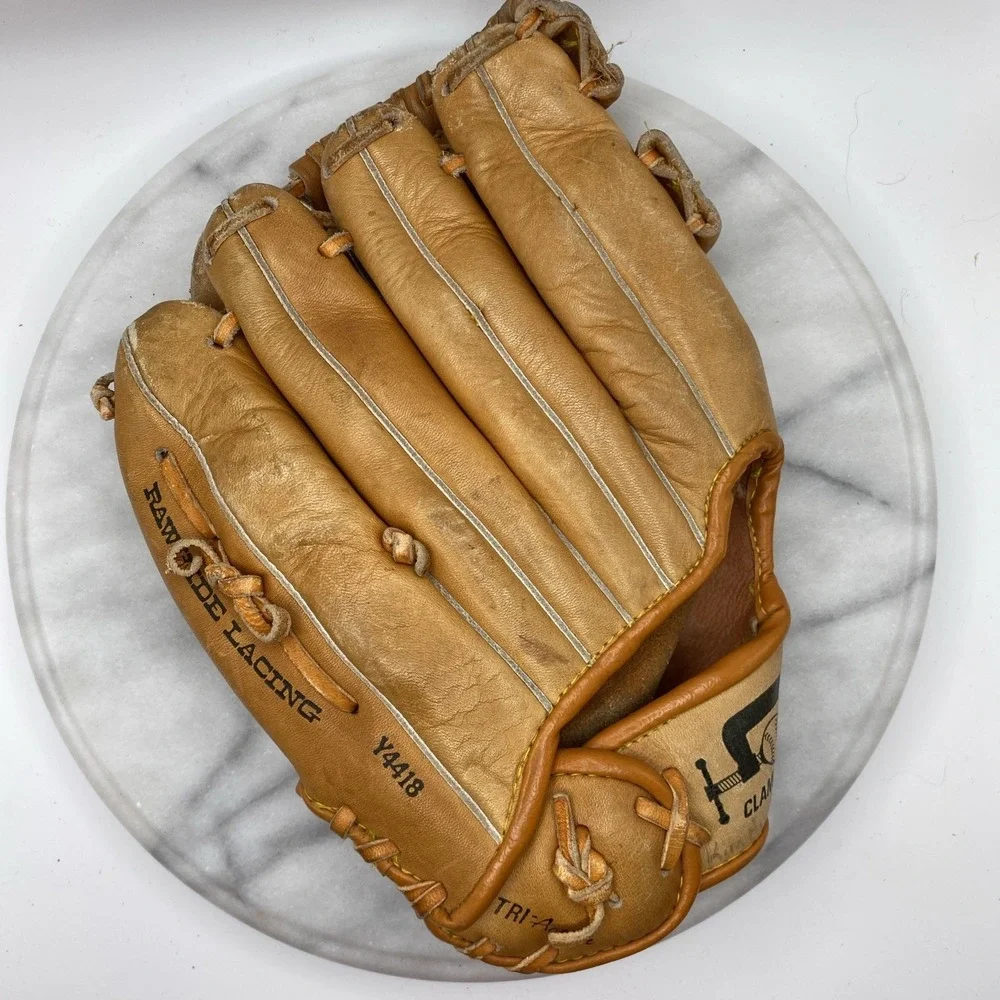 Louisville Slugger LSG44 Glove Graig Nettles Autographed RHT Y4418 Baseball Mitt